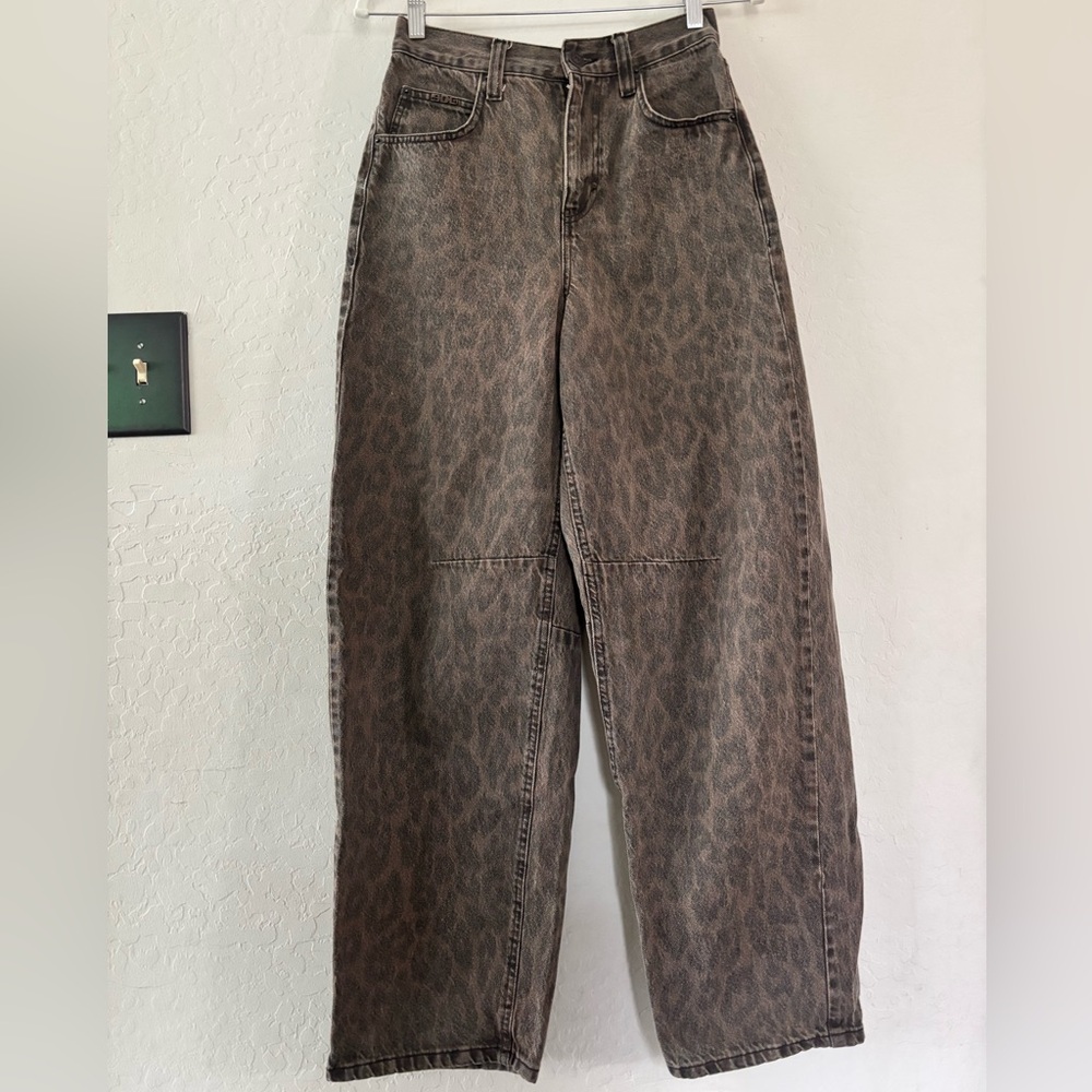 BDG Leopard-Print High-Rise Jeans in Brown